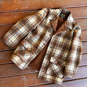 Vintage 1970s Brown Wool Plaid Western Winter Coat//Classic Brown & Black Woven Plaid//Carmel Brown Fleece Lining//L-XL//Chest 48&quot;