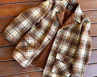 Vintage 1970s Brown Wool Plaid Western Winter Coat//Classic Brown & Black Woven Plaid//Carmel Brown Fleece Lining//L-XL//Chest 48&quot;