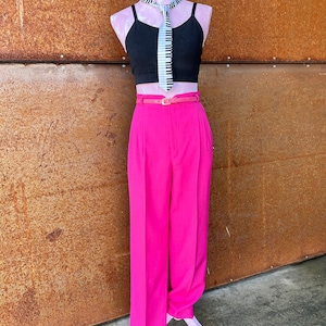 Vintage 1980s Hot Pink Women&#39;s Trousers//Shocking pink Linen-Like Pleated Pants with notched Waistband//Tailored Trousers, Tapered Leg//W 27