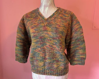 True Vintage Hand Knit Women's Sweater//Variegated Wool Muted Pink, Blue, Gold Yarn//V Neck, 3/4 Sleeves//Cozy Hand Knit Sweater//Chest 46"