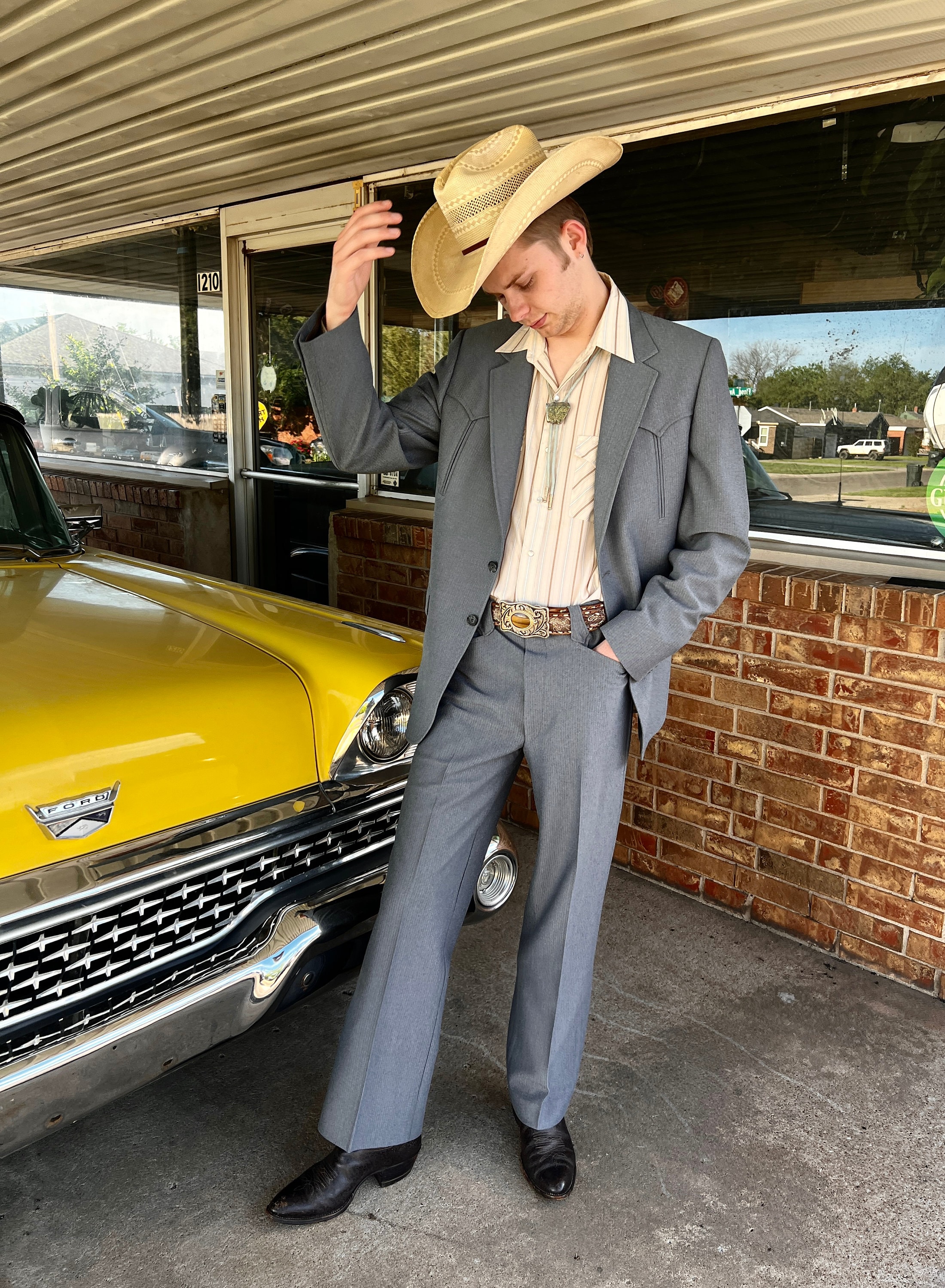 Vintage Mens Western Dress Customized Vintage Style Western Cowboy Suit Embroidered Floral Fringe Rodeo Outfit Retro Vintage Mens Western Dress Customized Vintage Style Western Cowboy Suit Embroidered Floral Fringe Rodeo Outfit Retro
