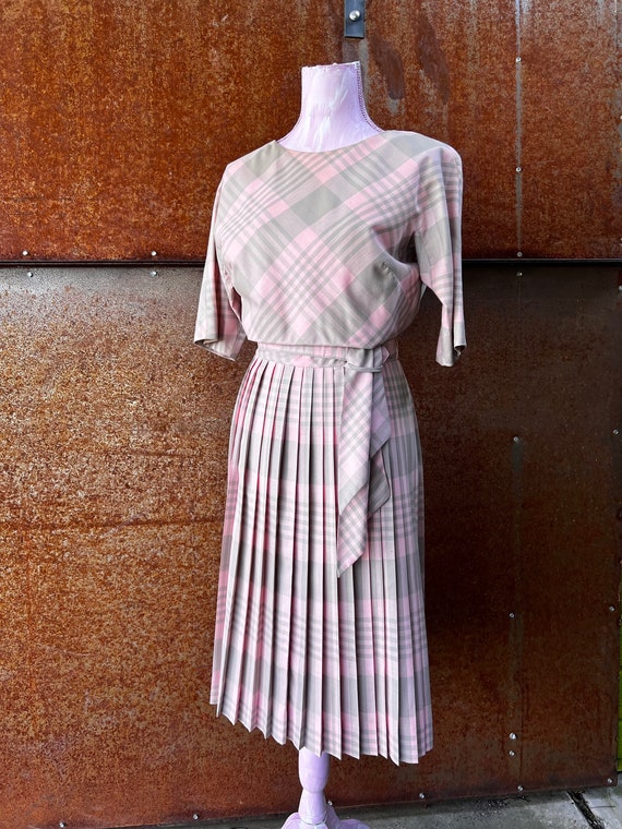 Vintage 1950s-60s Mid-century Blush Pink Plaid Day Dress//madmen