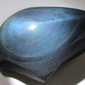 Regenbogen Schwarz Obsidian Rohkristall Stück. 245,75Gramm!! Fast ein Pfund.