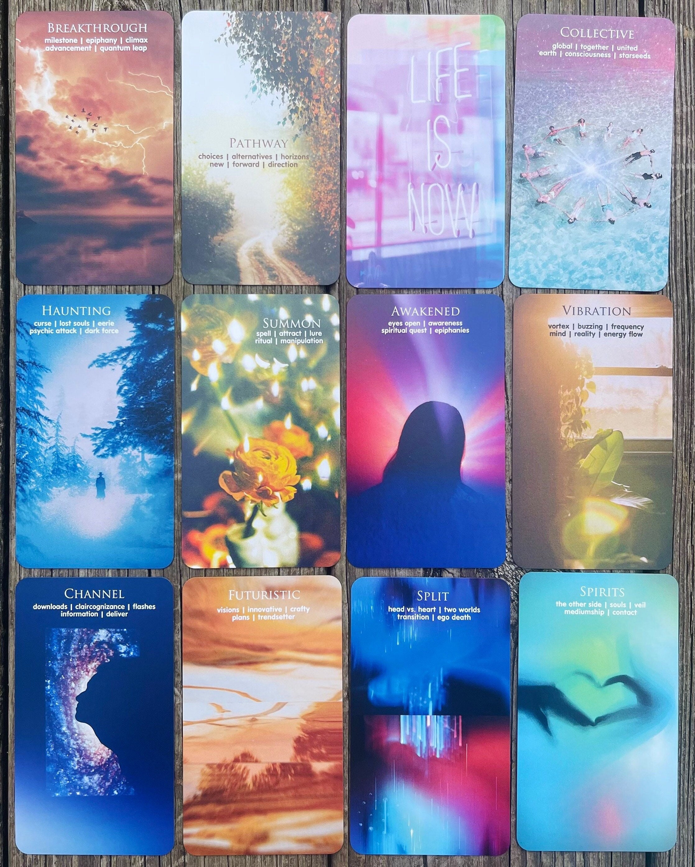 COME SCEGLIERE IL TUO MAZZO DI CARTE O TAROCCHI · Manuela Angelini - Foto 2