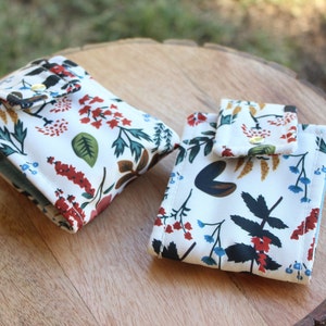 Essential Oil Roller Carrying Case// Snap Closure Oil Bag// 6 Essential Oil Roller Case// Vintage Floral Roller Case