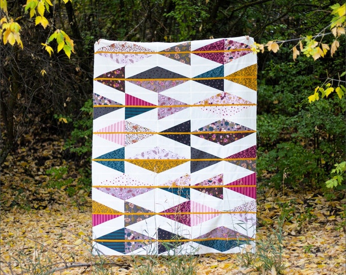 Pointed Path Quilt Pattern - PDF Digital Download - by Taren Studios