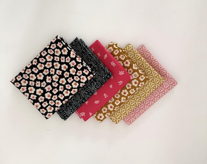 Golden Garden - 6 piece Curated Fat Quarter Bundle