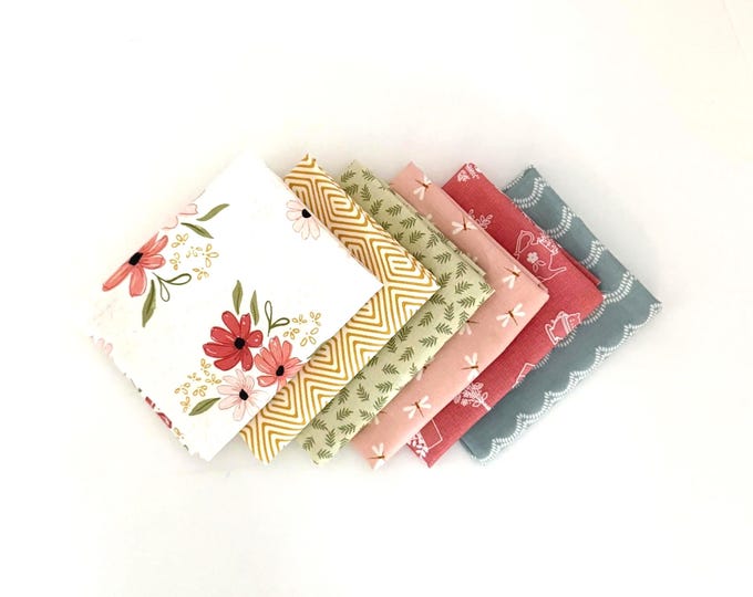 Lazy Afternoon - 6 piece Curated Fat Quarter Bundle