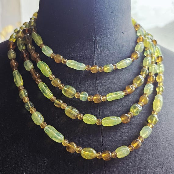 Antique multi-strand necklace in uranium glass be… - image 2