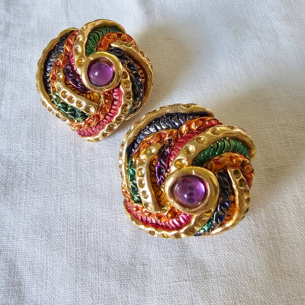 JACKY DE G | Vintage gold clip earrings, huge clips