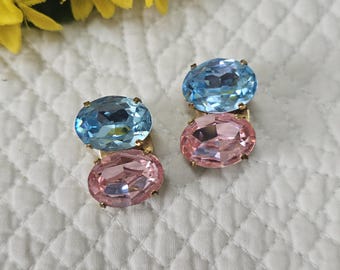 Véronique Becker Paris | Vintage clip-on earrings in gold-tone metal and crystals, French vintage, couture, gift for her