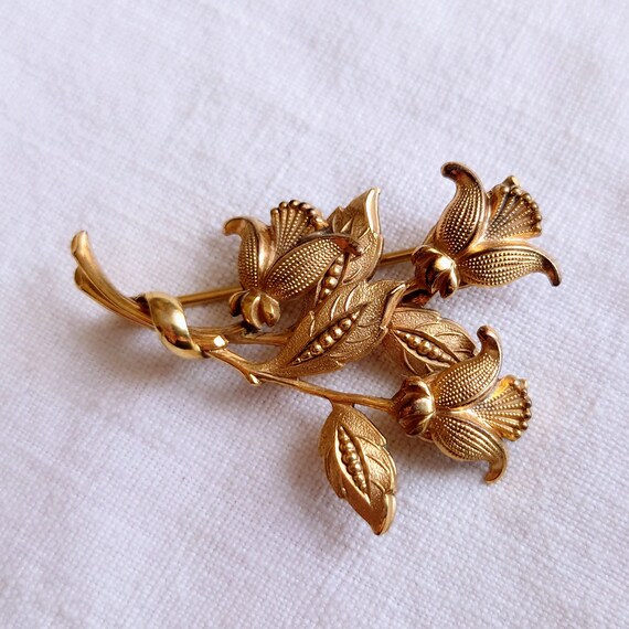 BROCHE ANCIENNE EN Argent Vierge Fleurs De Lys Signé BJ 1900 Solid Silver Brooch EUR 64,00