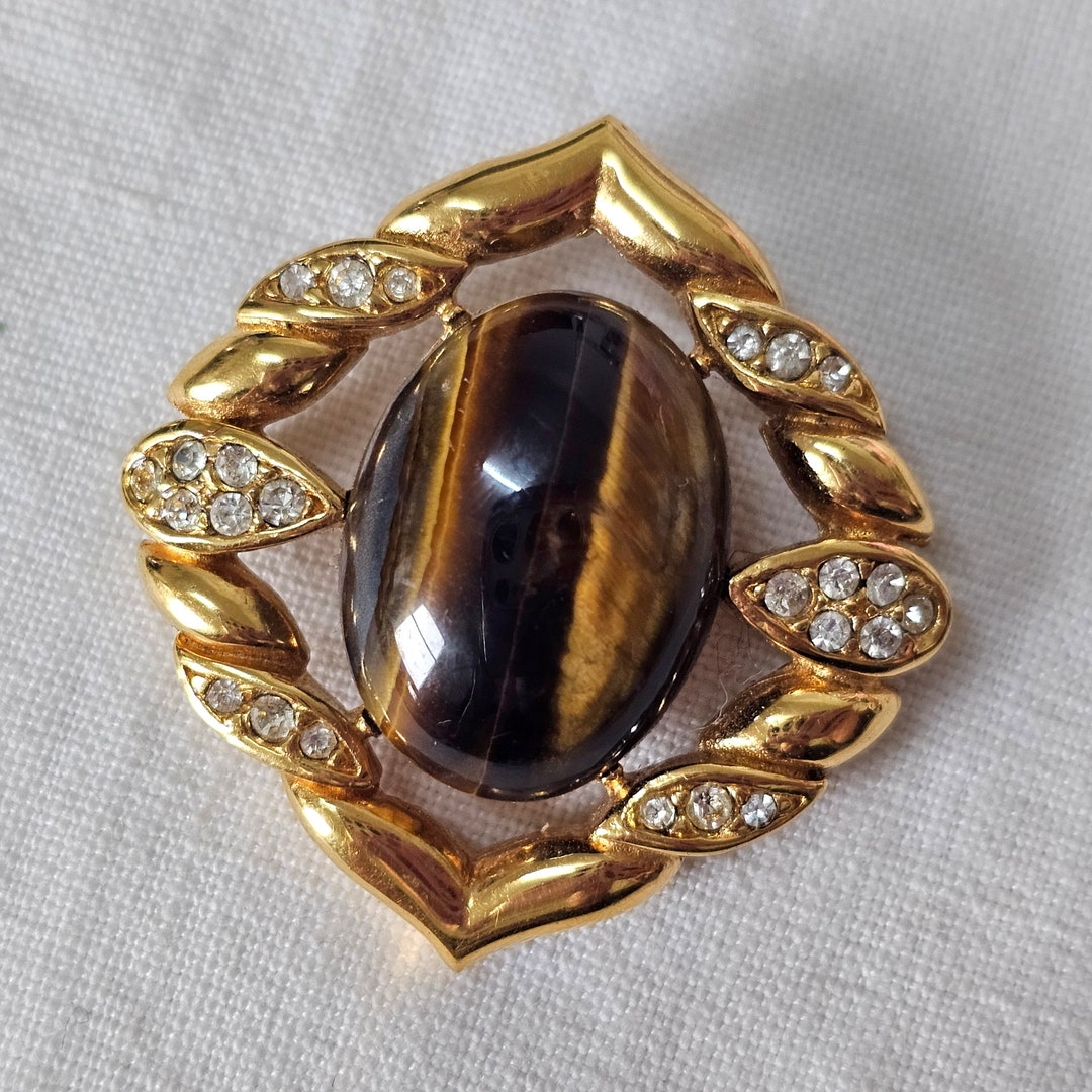 CARVEN Vintage Gold Brooch With a Tiger's Eye Cabochon