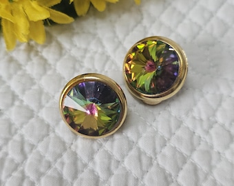 Véronique Becker Paris | Vintage clip-on earrings in gold-tone metal and crystals, French vintage, couture, gift for her