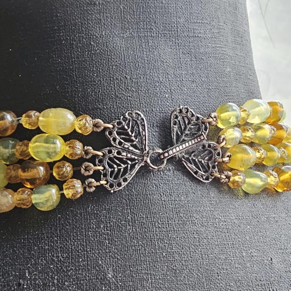 Antique multi-strand necklace in uranium glass be… - image 8