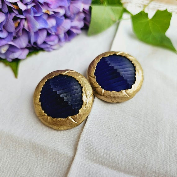 Blue Leaves with Fuschia Cab Earrings Blue Leaves with Fuschia Cab Earrings