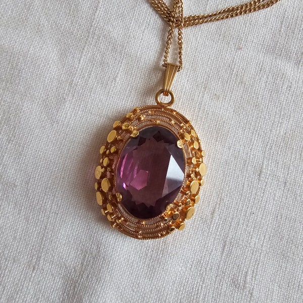 Pendentif vintage en plaqué or et pierre d'imitation améthyste, violet et or, necklace