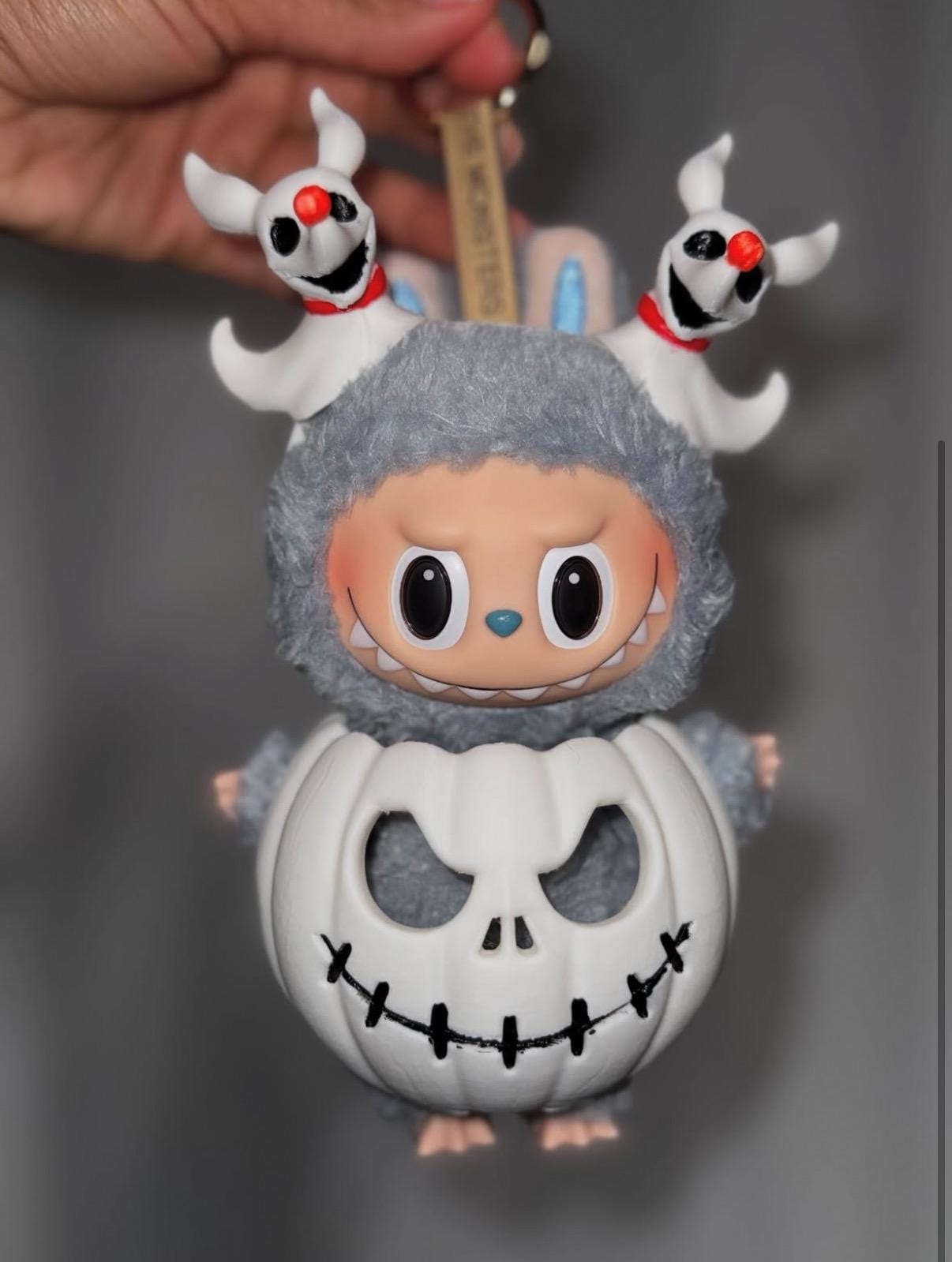 Labubu keychain grey - Etsy Polska