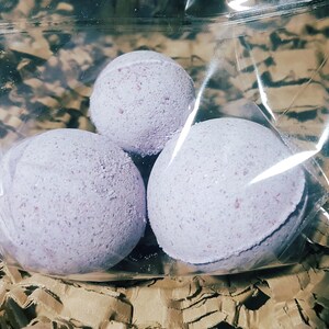 Pack of 3 Sweet orange / Lavender essential oil scented bath bombs for pure relaxation gift for her birthday gift spa day Aromatherapy