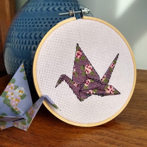 Origami Crane Cross Stitch Pattern PDF, symbole de guérison et d'espoir