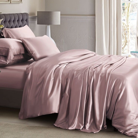 China Customized Lighter Queen Size Satin Silk Bedding Sheets 22mm