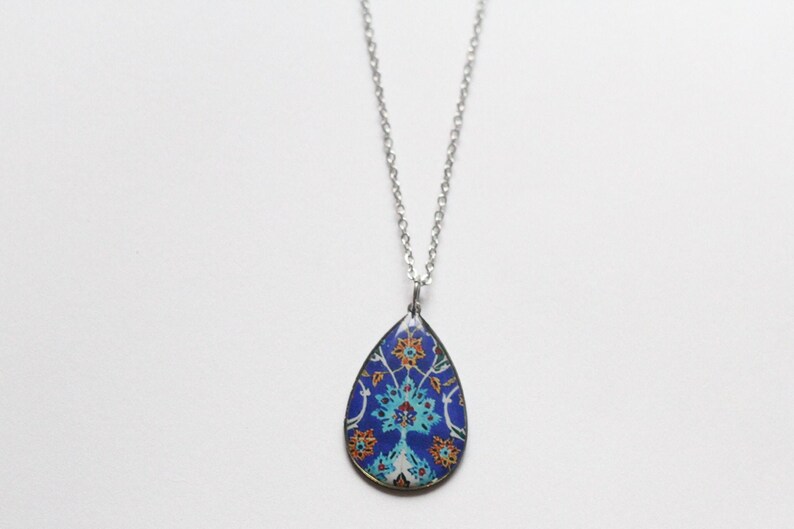 Persian Stainless steel necklace with an amazing shape and oriental patterns image 2