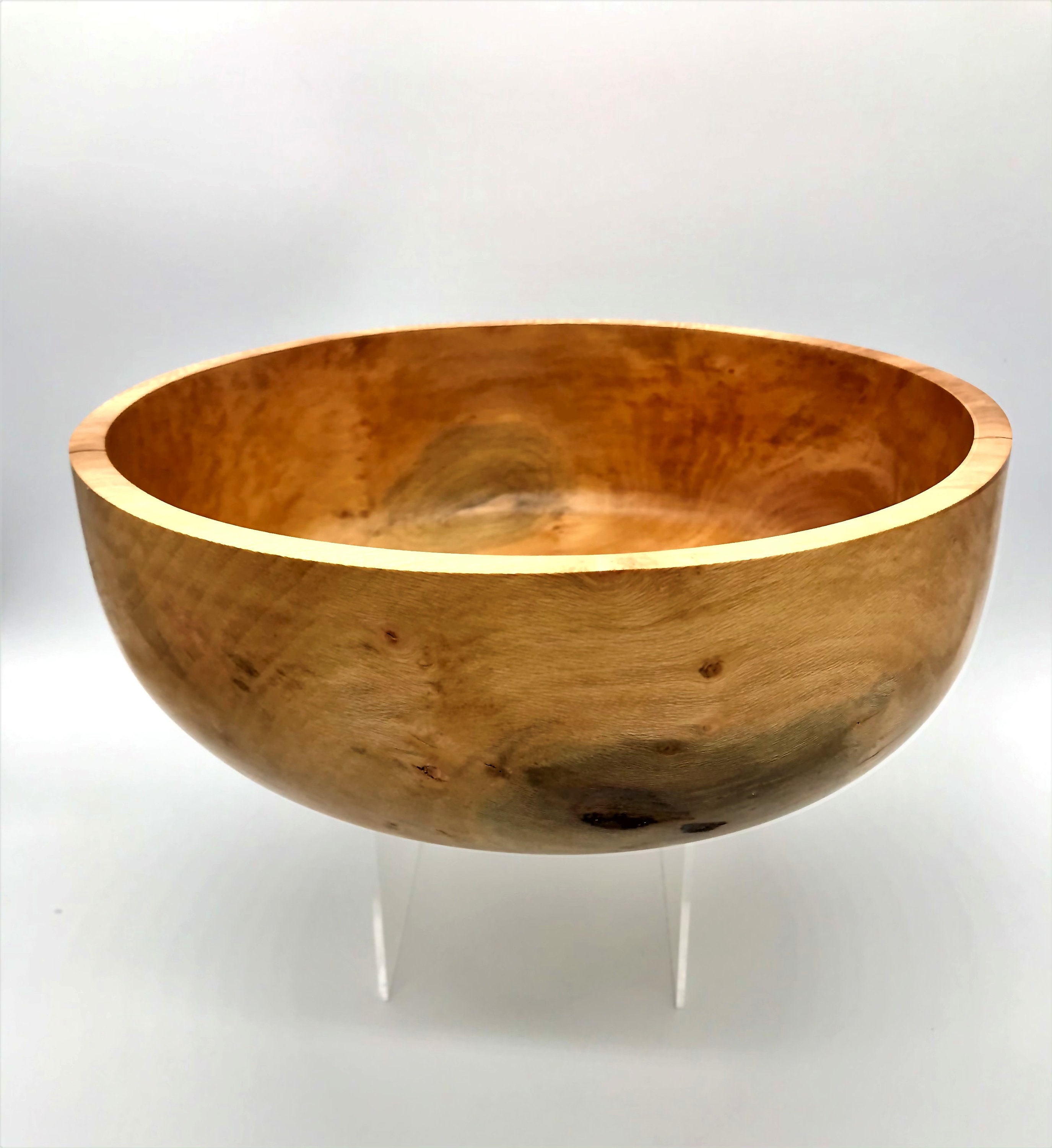 Beautiful Deep Sycamore 10 1/2 inch salad bowl