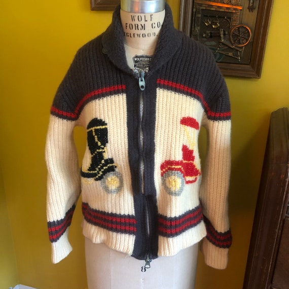 1940s Curling Wool Sweater