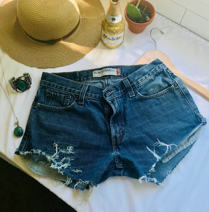 vintage levi jean shorts