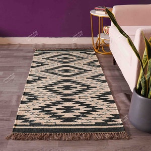 Indian Handwoven Wool Jute Kilim runner Rug Handmade Kilim Dhurrie Rug Motifs Oriental Traditional Indian Geometric Turkish Home décor