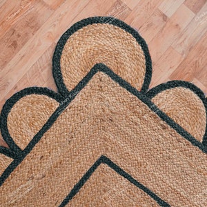 Handmade Scalloped Jute Rug Home Decor Braided Jute Rug Large Area Room Rug Flatweave Natural Jute Rug with Navy Blue Scalloped Border Rug