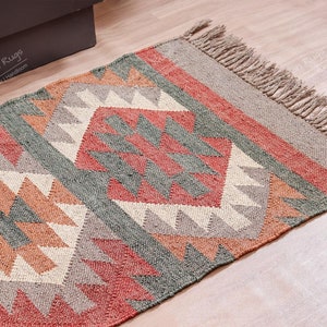 Handmade KILIM Runner; Wool Jute Runner; Kilim Dhurrie; Traditional Style; Geometric Shape, Victorian, Hipster, Hippie; FREE SHIPPIING