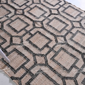Beige with Black Modern Geometric Design Hand Woven Wool Flatweave Rug, Customize in any size