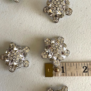 Vintage Silver Bling Embellishments: Crystal Flower, 4pc Set (1 3/8")