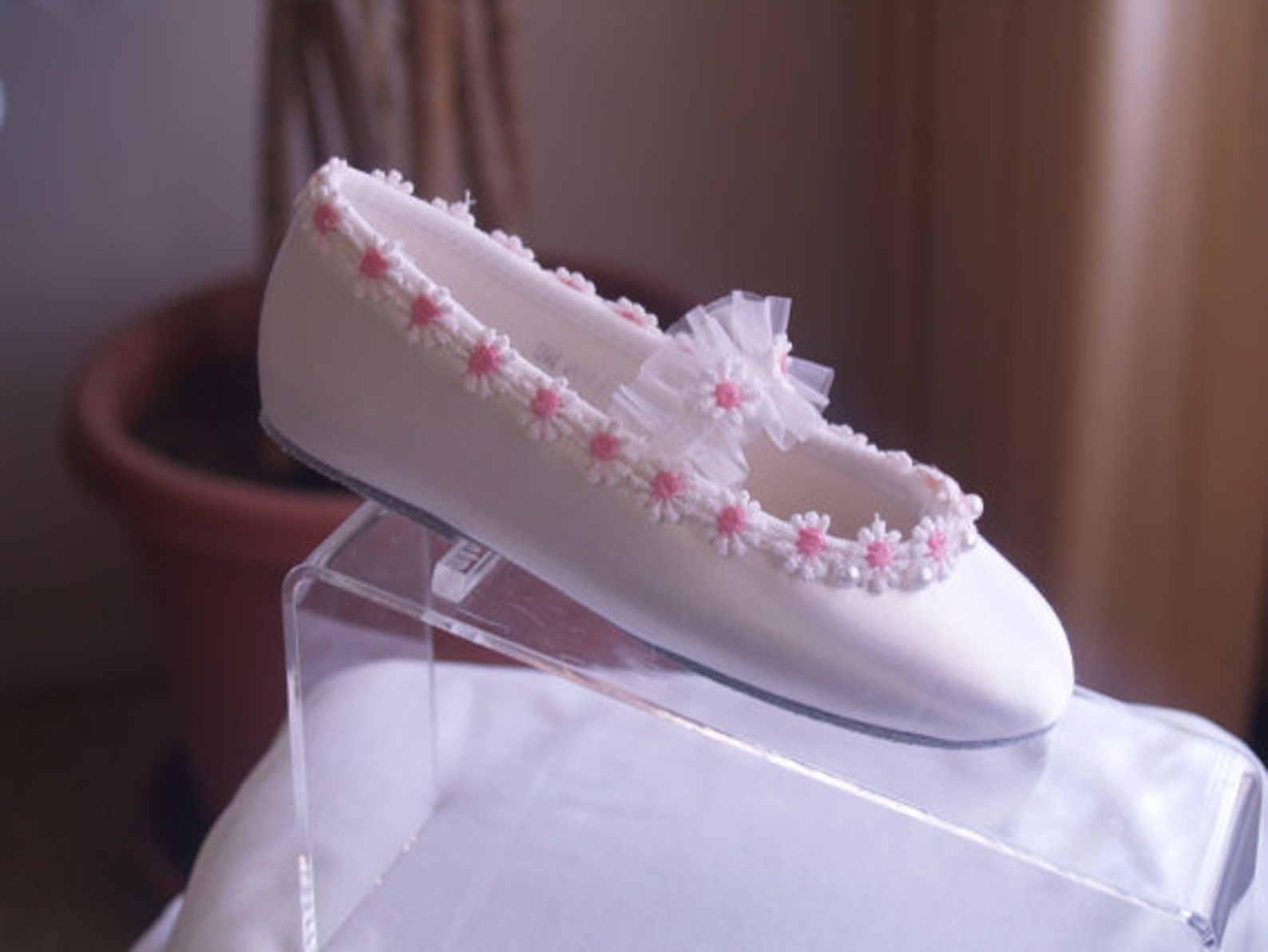 white pink girls shoes satin ballet style slipper, satin shoes with pink and white flower trim, mary jane style strap, pink and