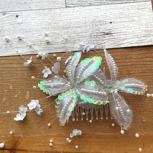 Something blue Light Blue Comb flowers, Vintage starfish Comb flowers light blue, sequin blue flower comb, blue starfish comb sequin flower