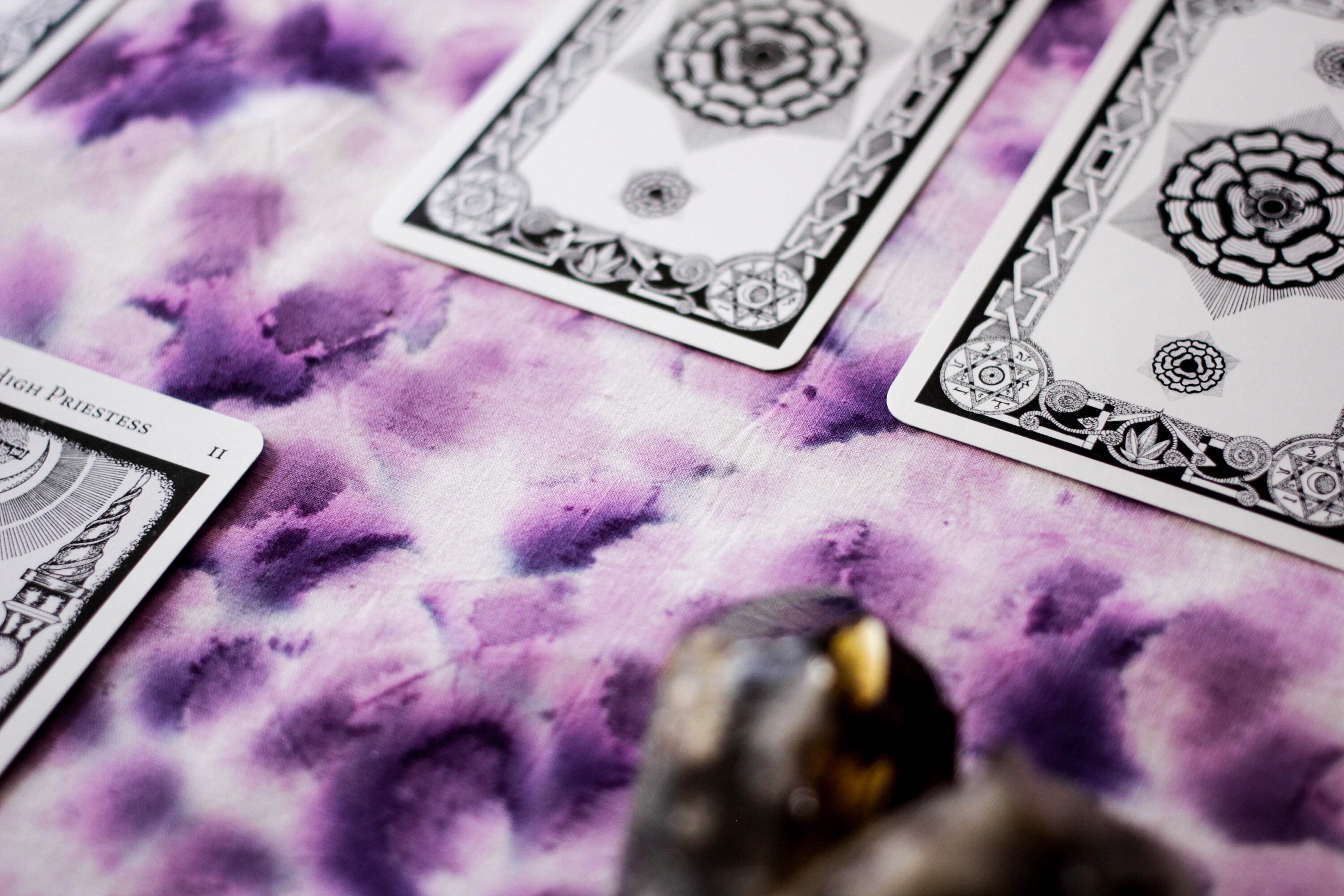 Knana Tarottuch Mit Aufbewahrungstasche – 75x75 Cm, Seidenweich, Für Tarot-Lesungen & Hexerei | Motiv 'Mondzauber'