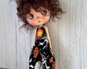 Neo Blythe Halloween pants and strapless top