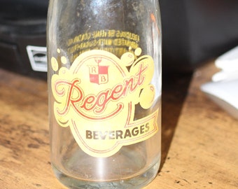 Botella de vidrio de Regent Beverages, 1964 - Pittsburgh, PA