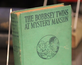 1945 The Bobbsey Twins At Mystery Mansion von Laura Lee Hope