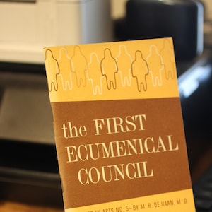 1964 The First Oecumenical Council: Studies in Acts - Nummer 5 door M.R. DeHaan M.D. - Radio Bijbelklas - Vintage Christelijk Boekje