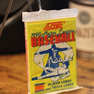 Confezione non aperta di carte da baseball punteggio 1990 - 16 carte per confezione - Carte da baseball vintage