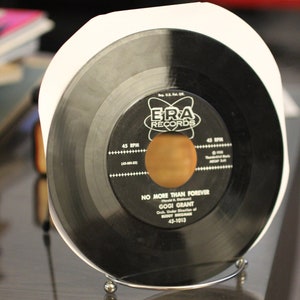 Gogi Grant - The Wayward Wind 45 RPM Record - 1956 ERA Records