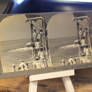 Antigos marinheiros dos EUA retornando de Liberty Pass - Cartão de visualizador estereoscópio Keystone View Company - Fotografia militar antiga