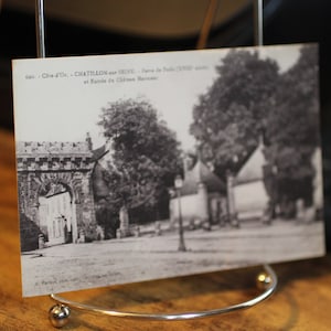 Antikes Pariser Tor und der Eingang zum Chateau Marmont Chatillon-Sur-Seine, Frankreich Postkarte - unbenutzt