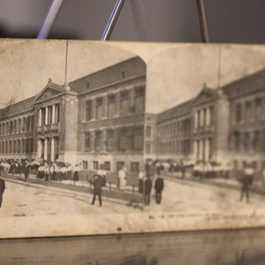 Antieke lunchtijd - Een reis door Sears, Roebuck & Co Stereoscope Viewer Card - Vintage Business Photography