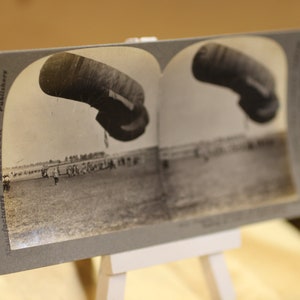 Antiguidade preparando um balão de reconhecimento durante a Primeira Guerra Mundial - Cartão de visualizador de estereoscópio da Keystone View Company