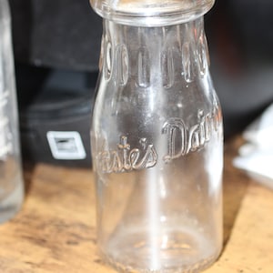 Royal Oak Dairy Hamilton HP Milk bottle Royal Oak Dairy Hamilton HP Milk bottle