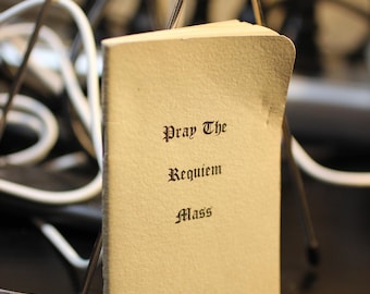 1955 Priez la messe de requiem - Messe de funérailles catholique et livre de prières