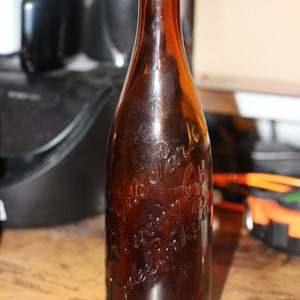 Rare 1933 Hyde Park Brewing Amber Beer Bottle, PA